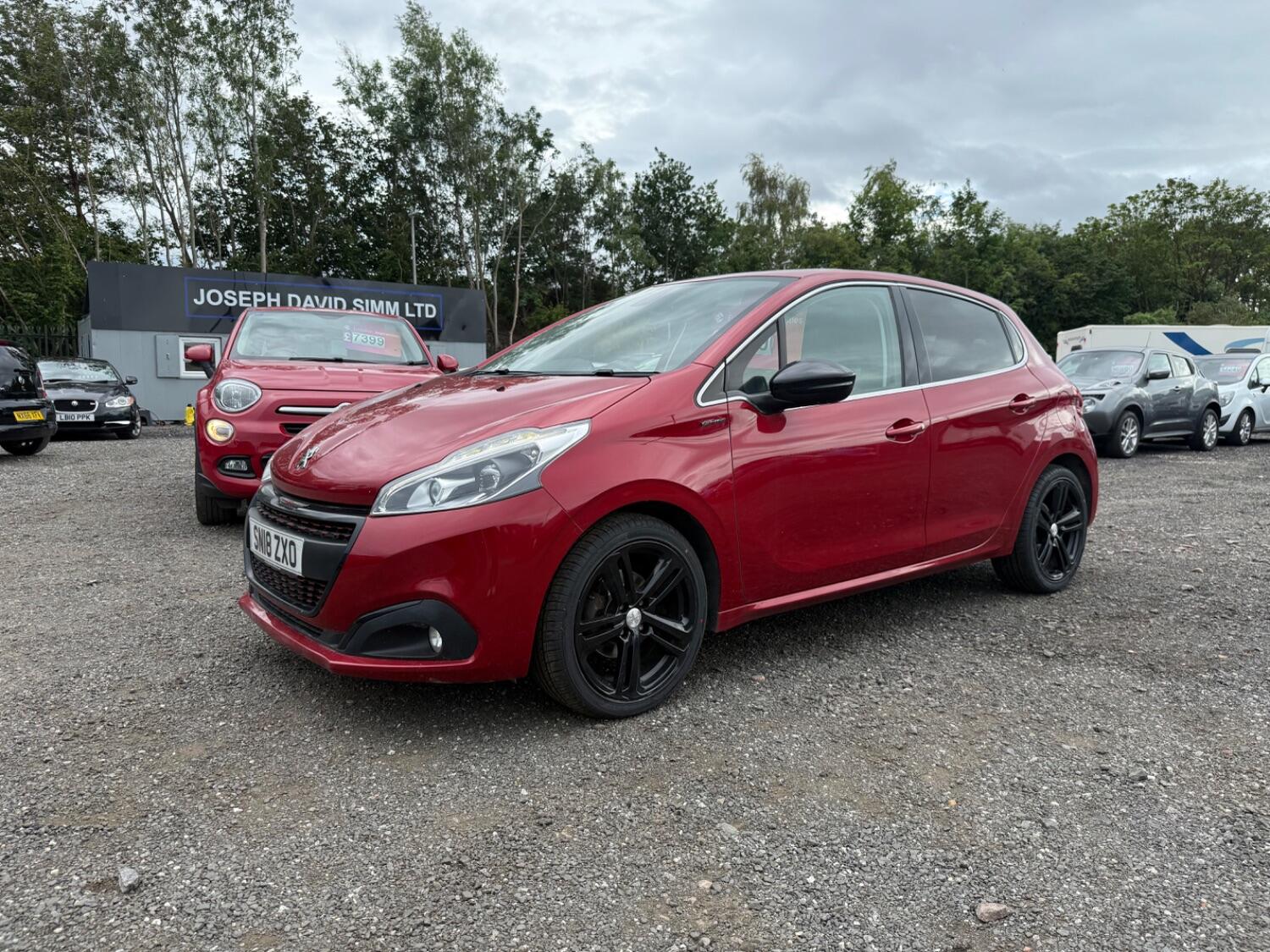 Used Peugeot 208 2018 for sale - 76449356: Photo 2