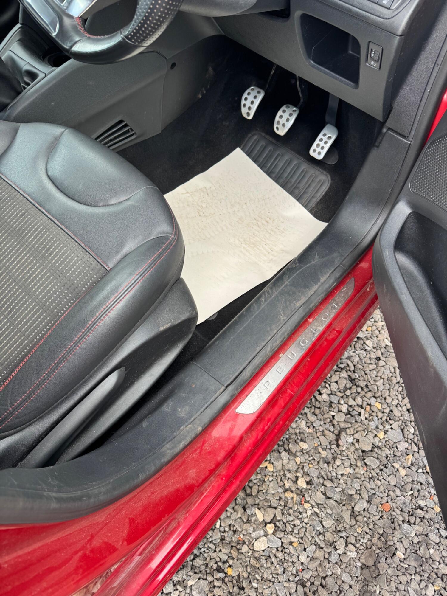 Used Peugeot 208 2018 for sale - 76449356: Photo 20