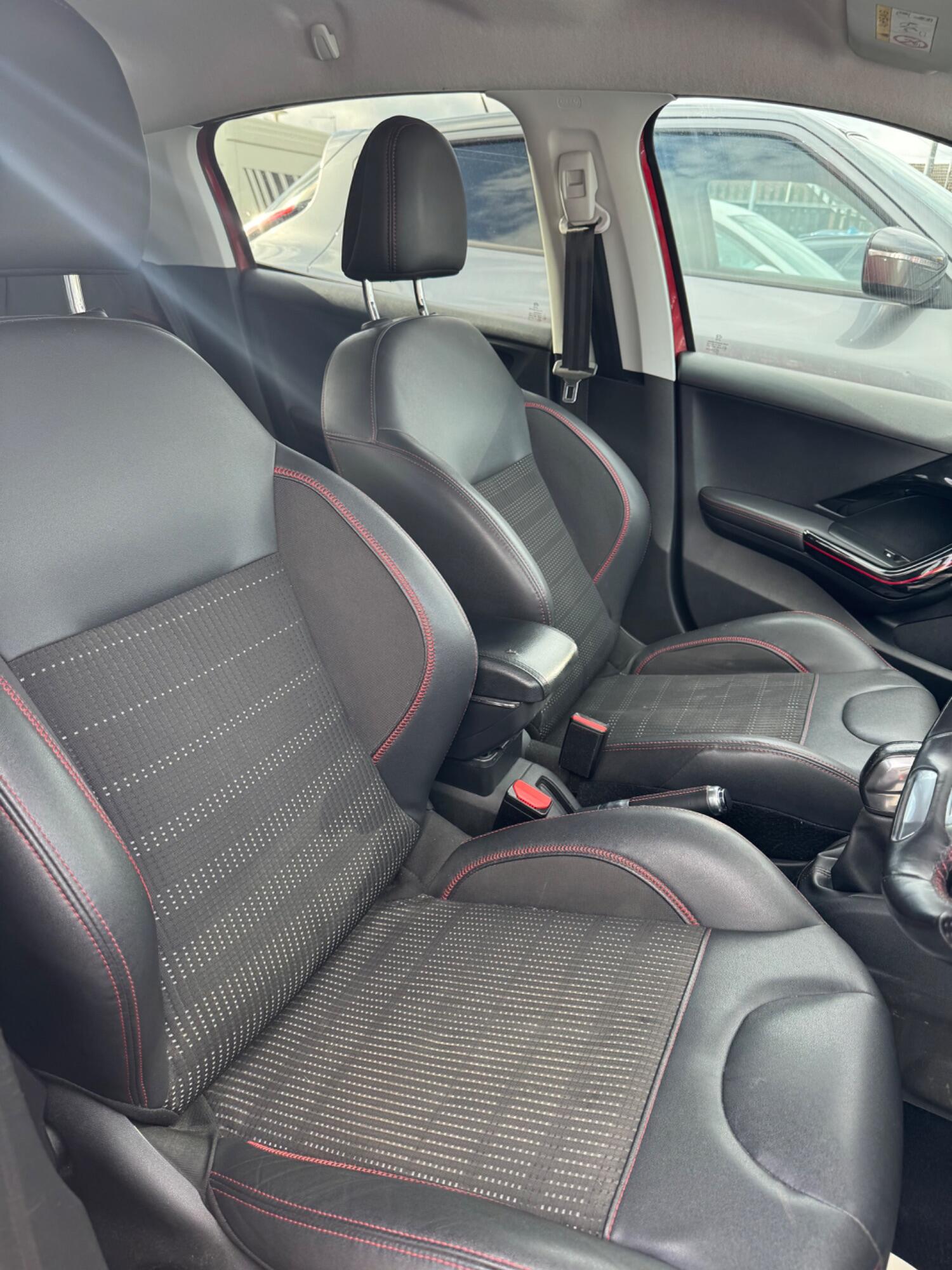 Used Peugeot 208 2018 for sale - 76449356: Photo 27