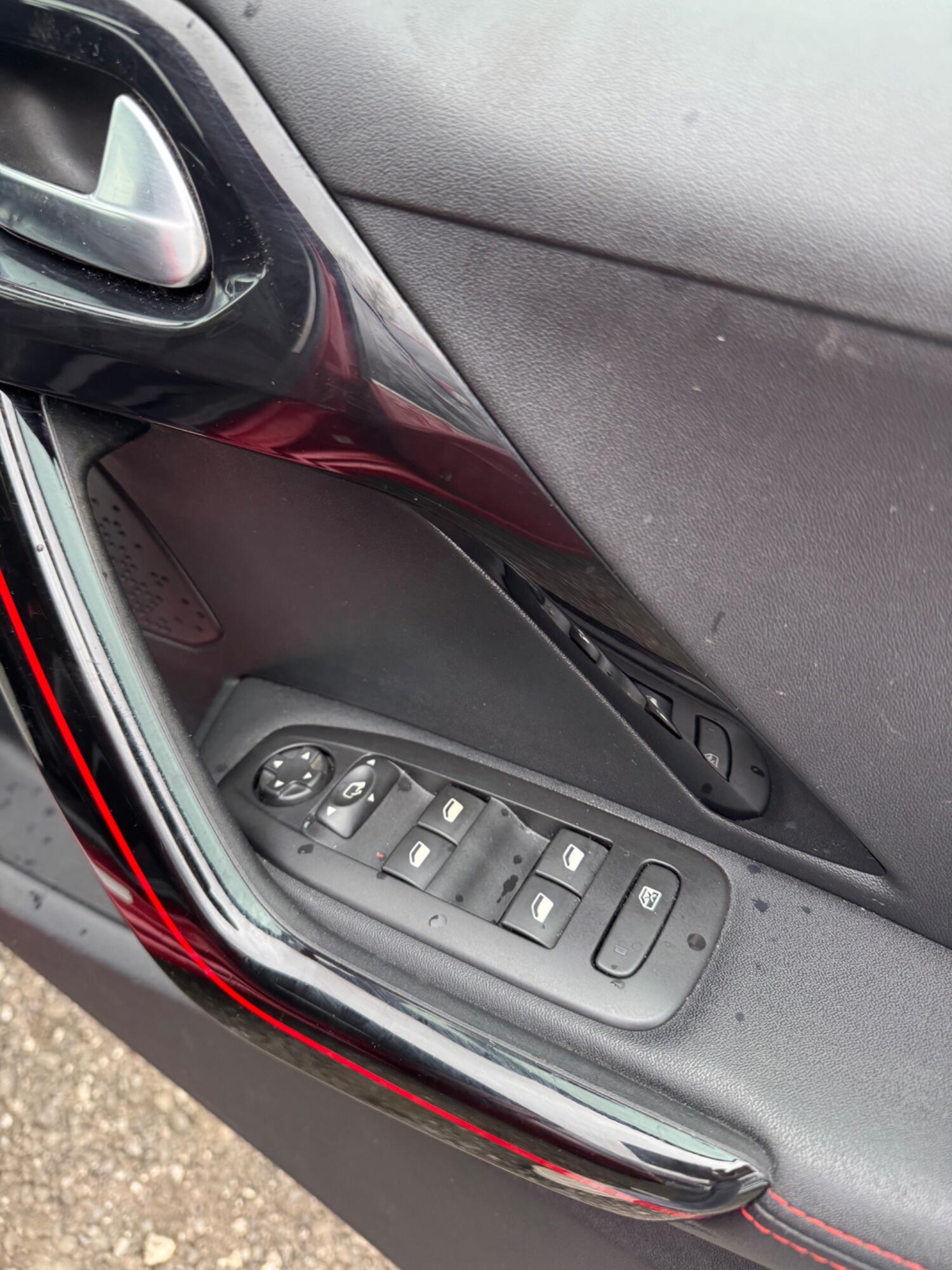 Used Peugeot 208 2018 for sale - 76449356: Photo 40