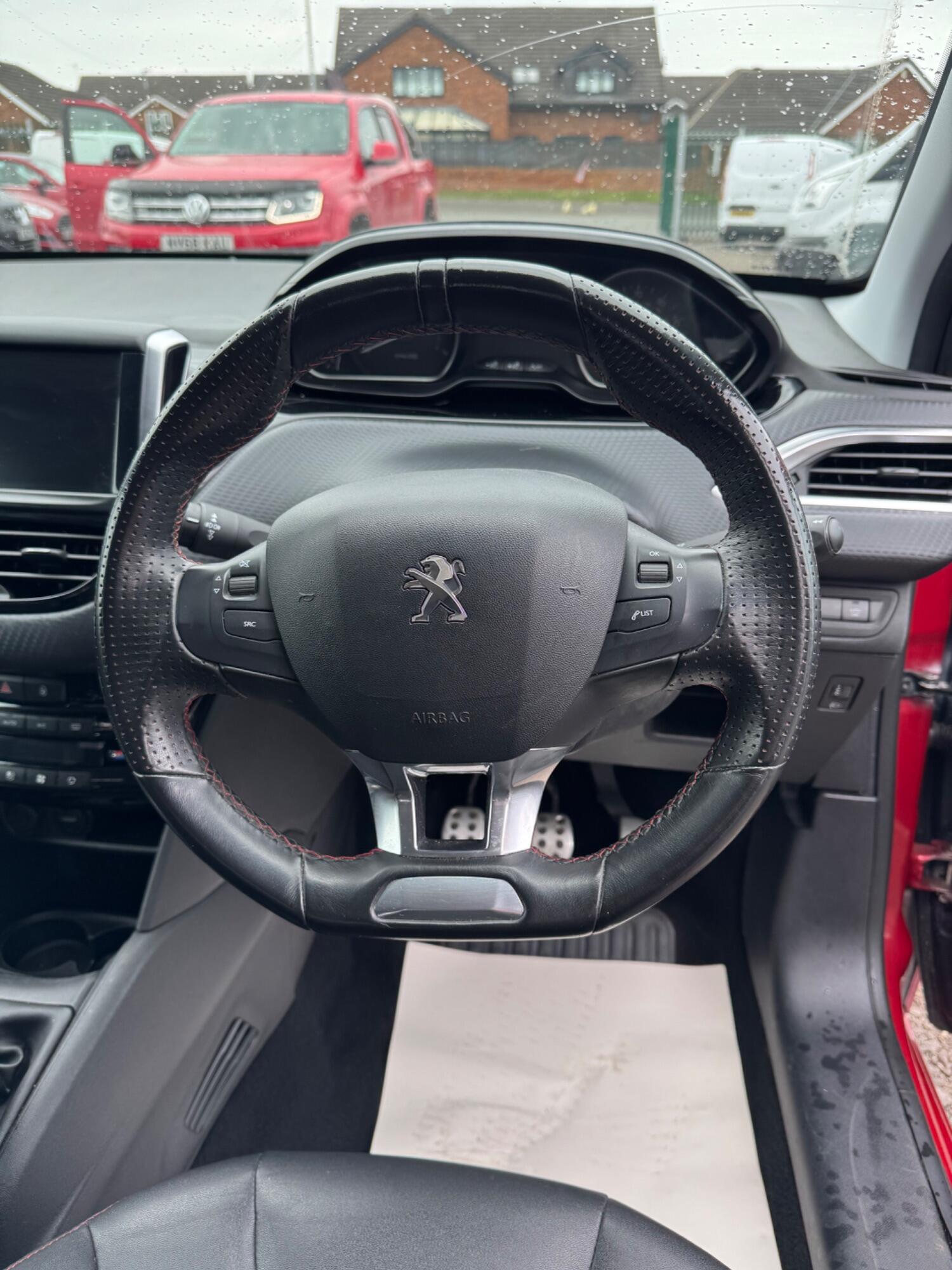 Used Peugeot 208 2018 for sale - 76449356: Photo 41