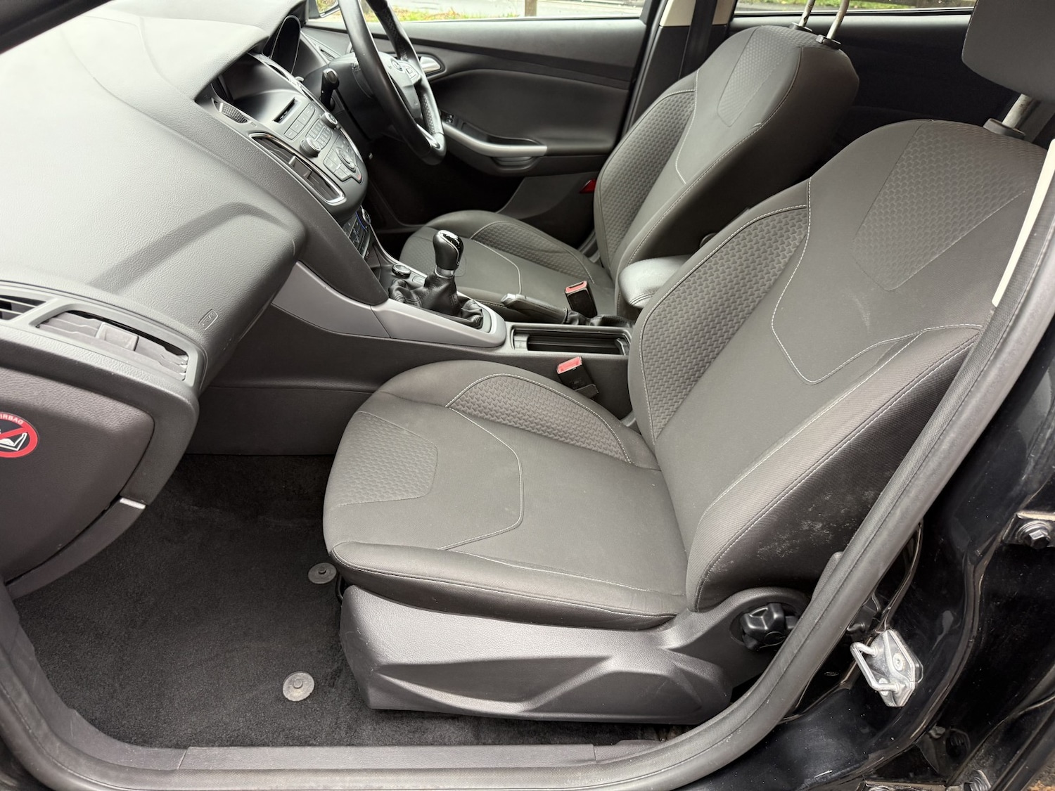 Used Ford Focus 2015 for sale - 76794356: Photo 12