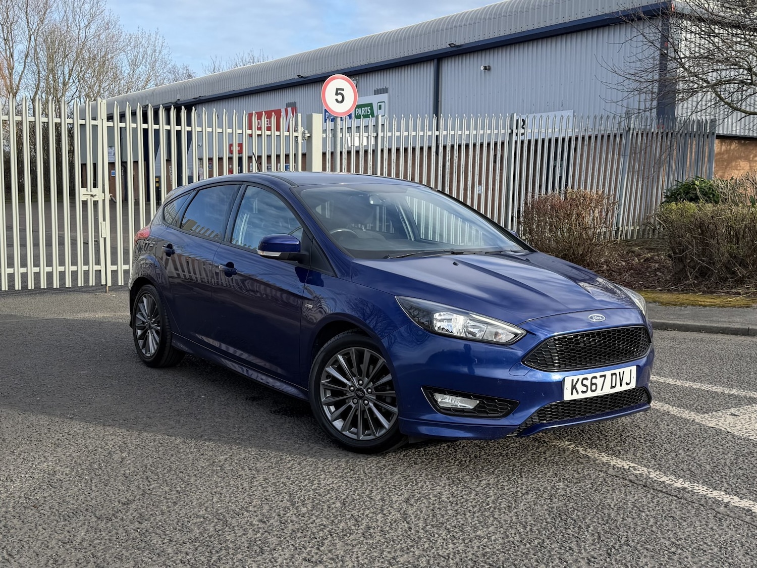 Used Ford Focus 2017 for sale - 77721185: Photo 1