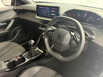 Used Peugeot 2008 2025 for sale - 79309119: Photo