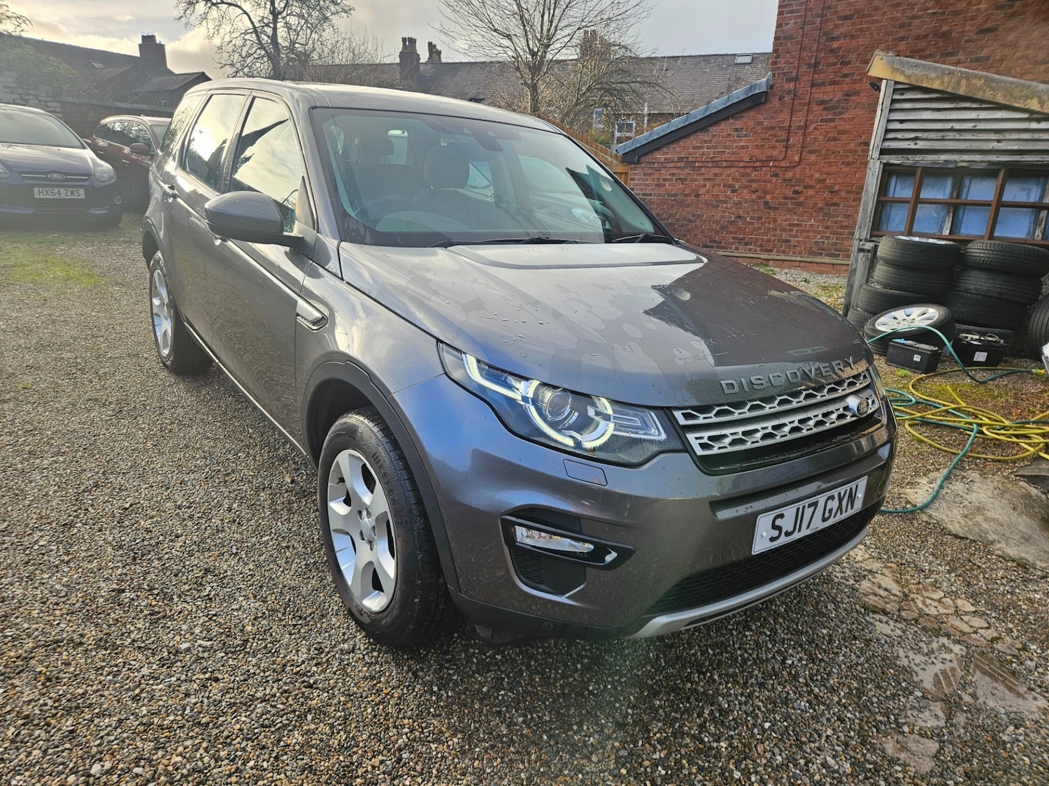 Used Land Rover Discovery Sport 2017 for sale - 76894524: Photo 1