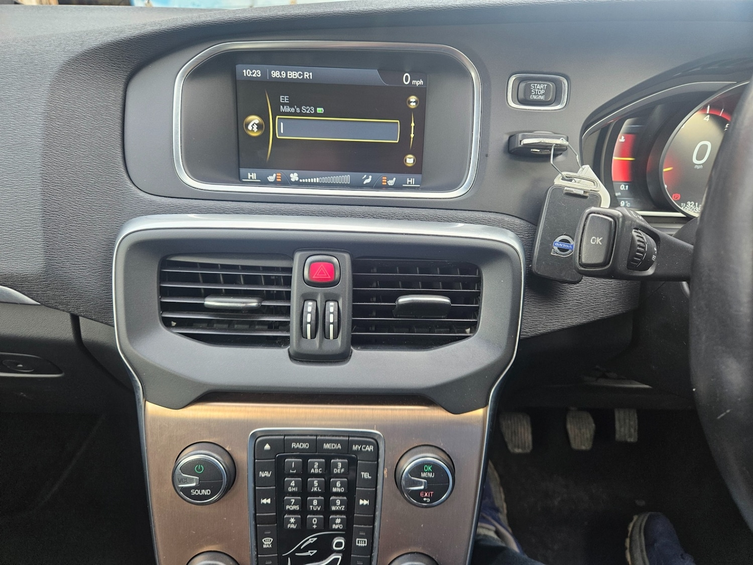 Used Volvo V40 2013 for sale - 76719939: Photo 16