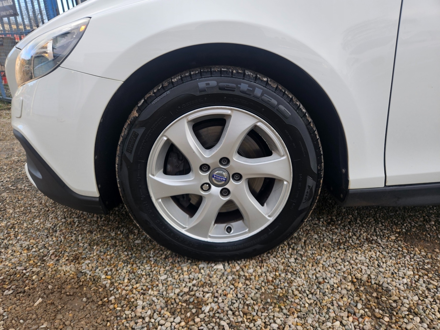 Used Volvo V40 2013 for sale - 76719939: Photo 18