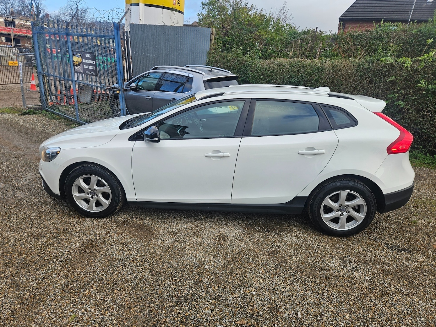 Used Volvo V40 2013 for sale - 76719939: Photo 4