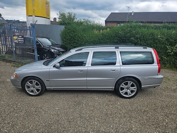 Used Volvo V70 2005 for sale - 78941667: Photo