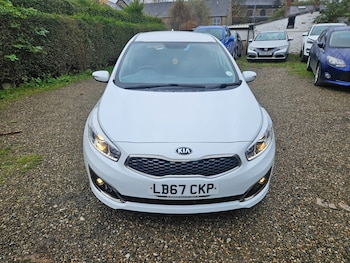 Used Kia Ceed 2018 for sale - 76464531: Photo