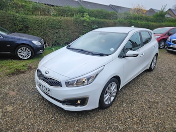 Used Kia Ceed 2018 for sale - 76464531: Photo