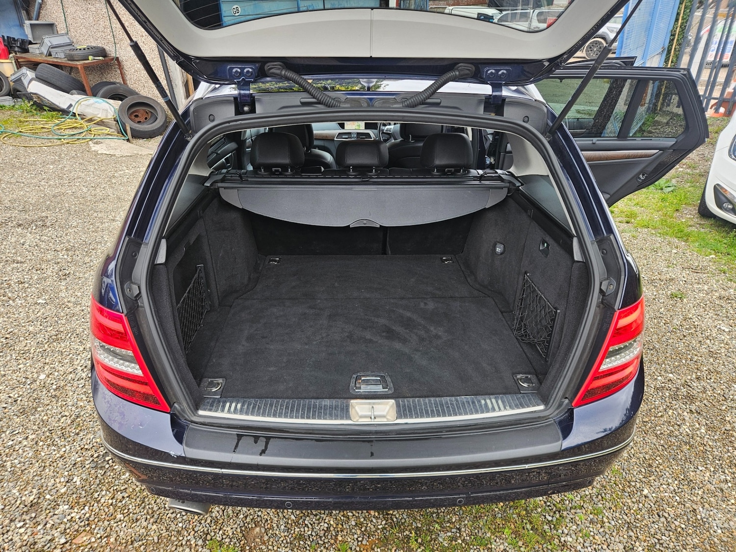 Used Mercedes-Benz C Class 2011 for sale - 76412218: Photo 11