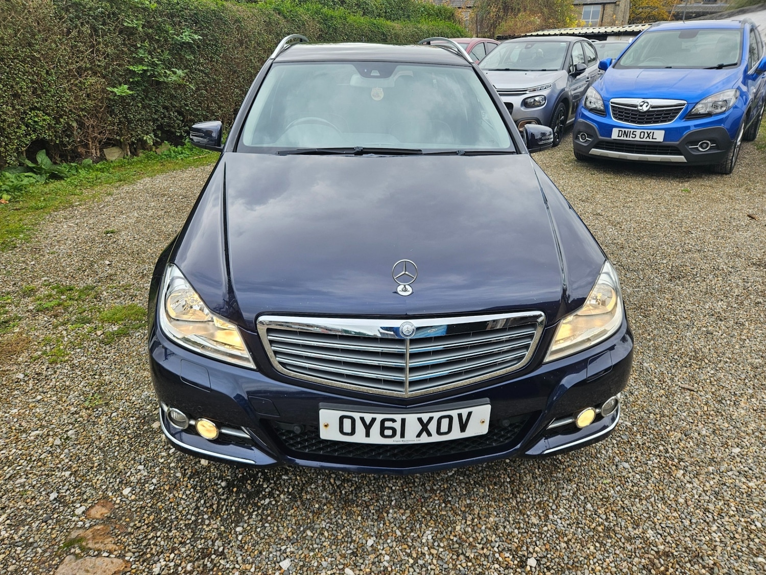 Used Mercedes-Benz C Class 2011 for sale - 76412218: Photo 2