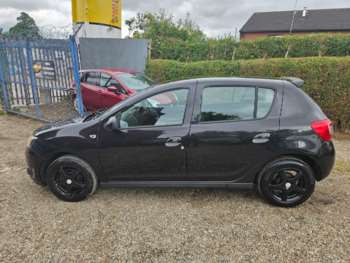Used Dacia Sandero 2015 for sale - 75157128: Photo