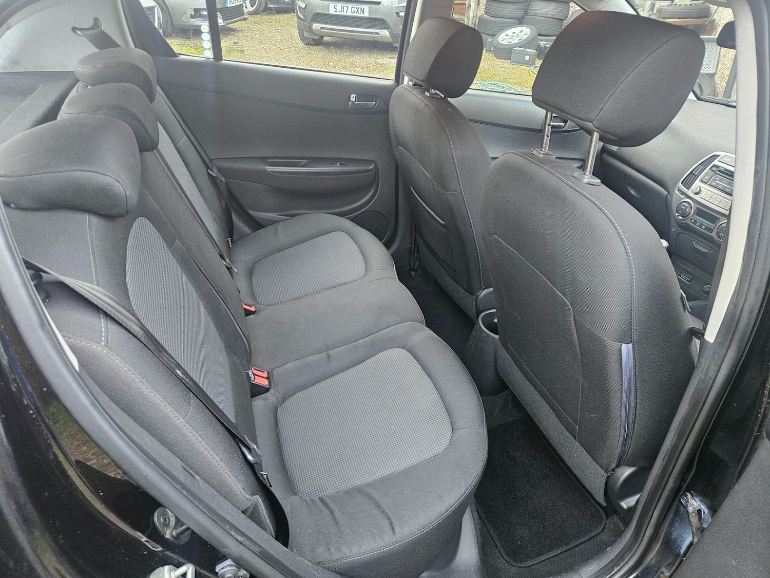 Used Hyundai i20 2012 for sale - 77019432: Photo 10