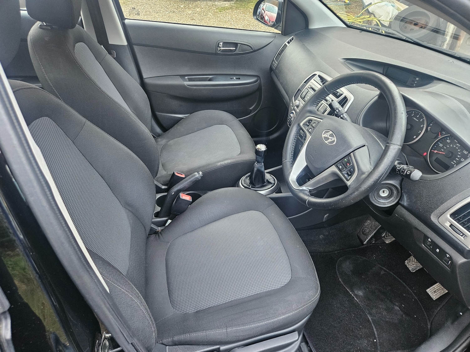 Used Hyundai i20 2012 for sale - 77019432: Photo 9