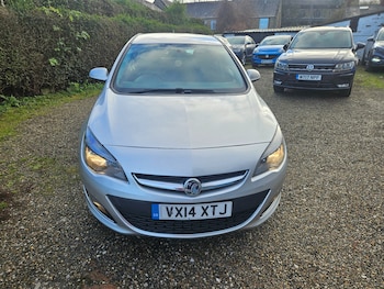 Used Vauxhall Astra 2014 for sale - 76736527: Photo