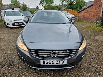Used Volvo V60 2015 for sale - 78524078: Photo