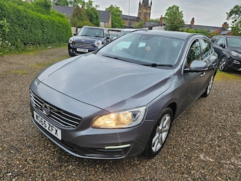 Used Volvo V60 2015 for sale - 78524078: Photo