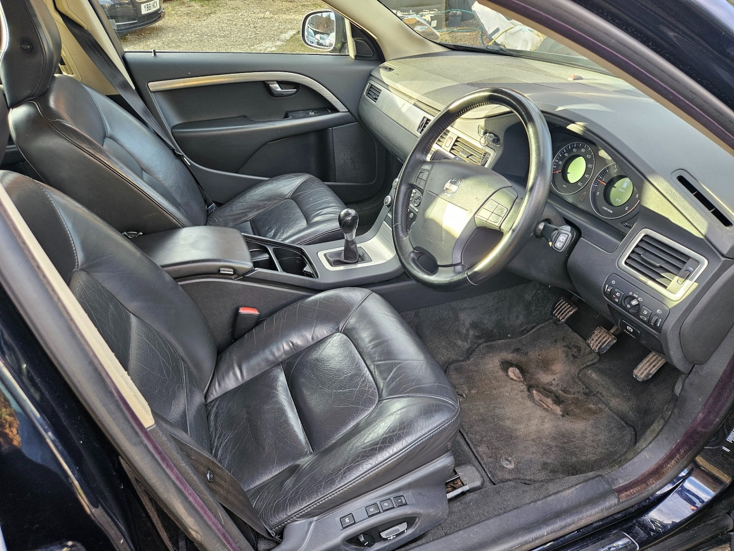 Used Volvo V70 2008 for sale - 77312199: Photo 9