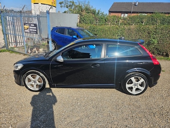 Used Volvo C30 2013 for sale - 75612801: Photo
