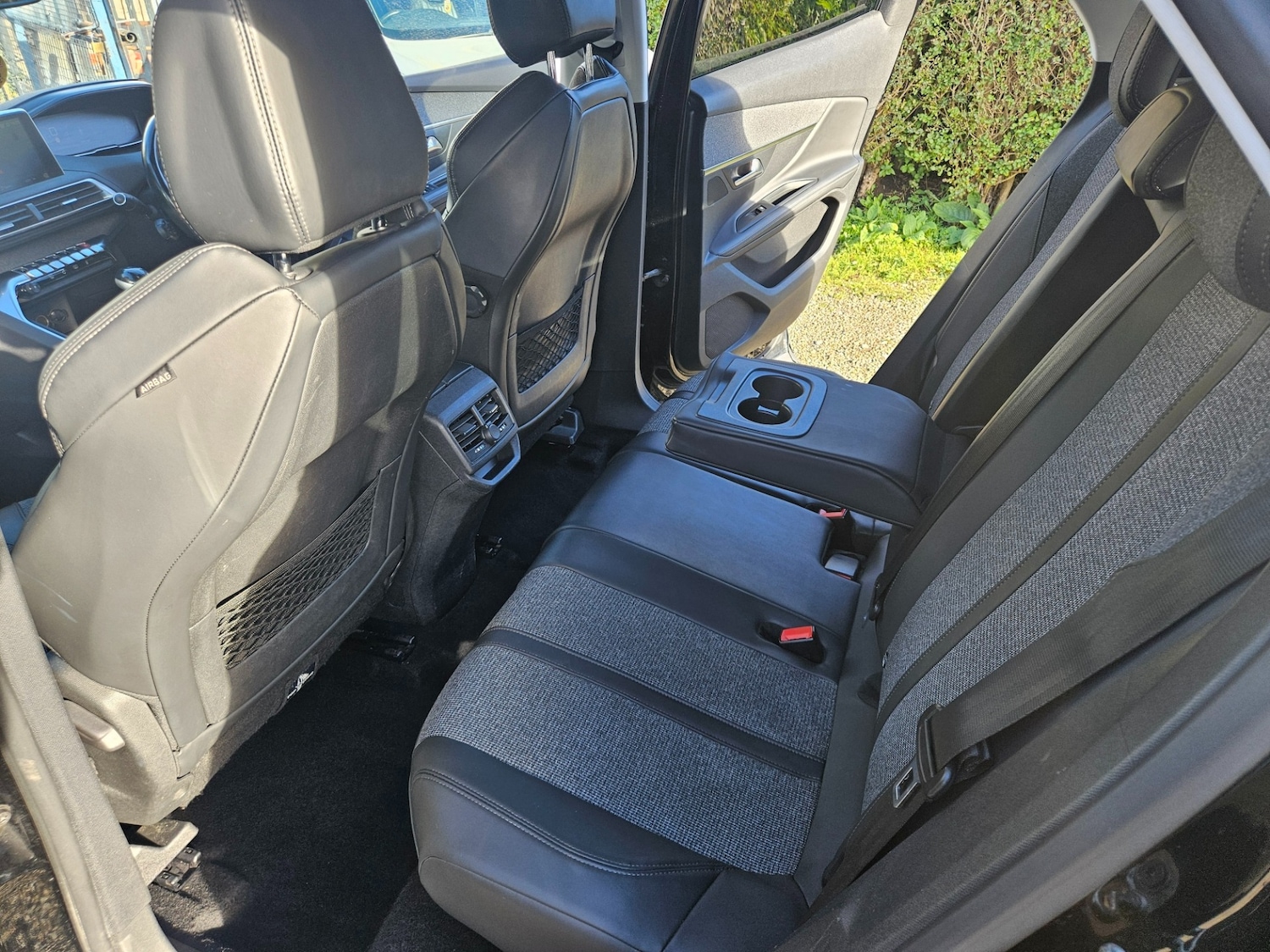 Used Peugeot 3008 2018 for sale - 76331975: Photo 12