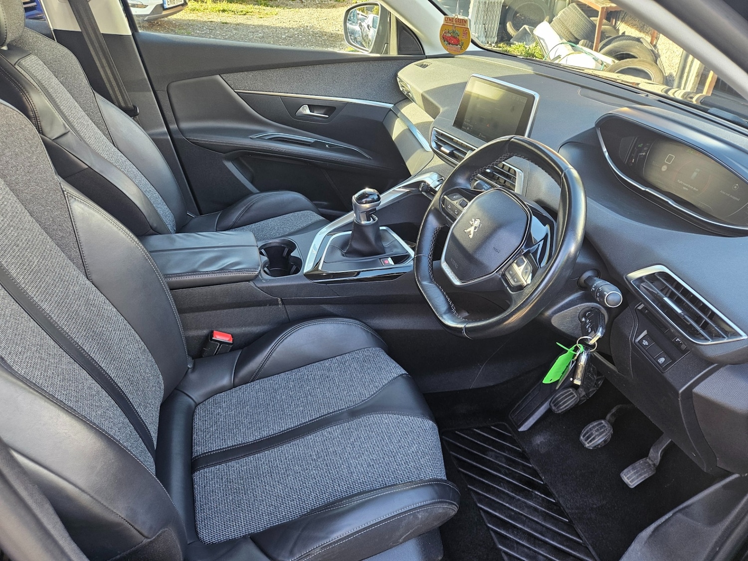 Used Peugeot 3008 2018 for sale - 76331975: Photo 9