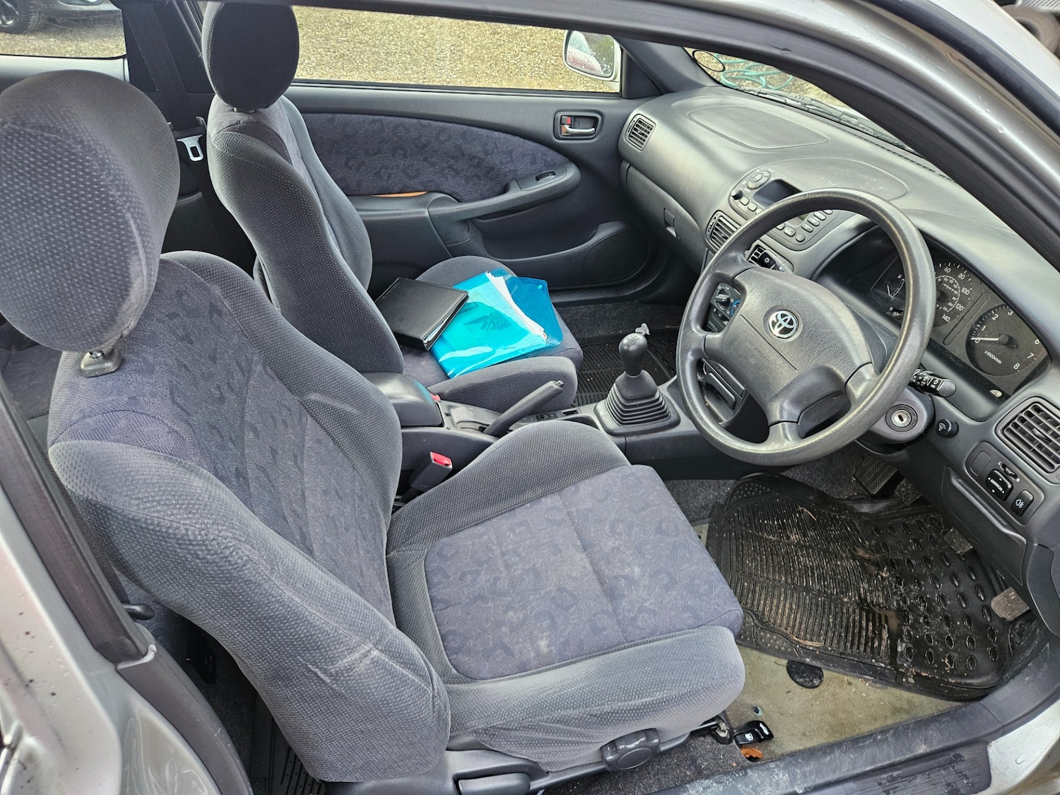 Used Toyota Corolla 2001 for sale - 77024195: Photo 9