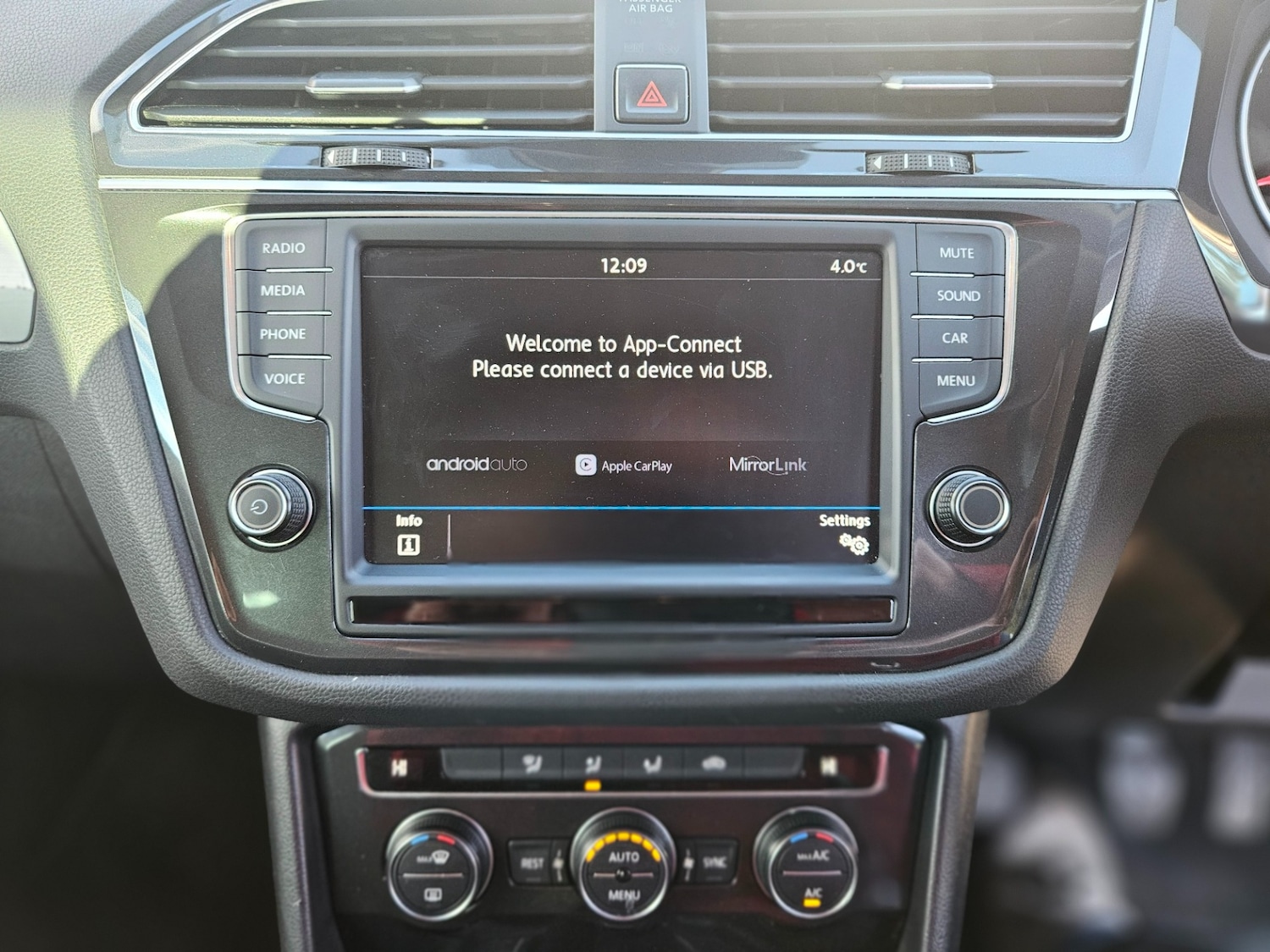 Used Volkswagen Tiguan 2017 for sale - 76723381: Photo 15