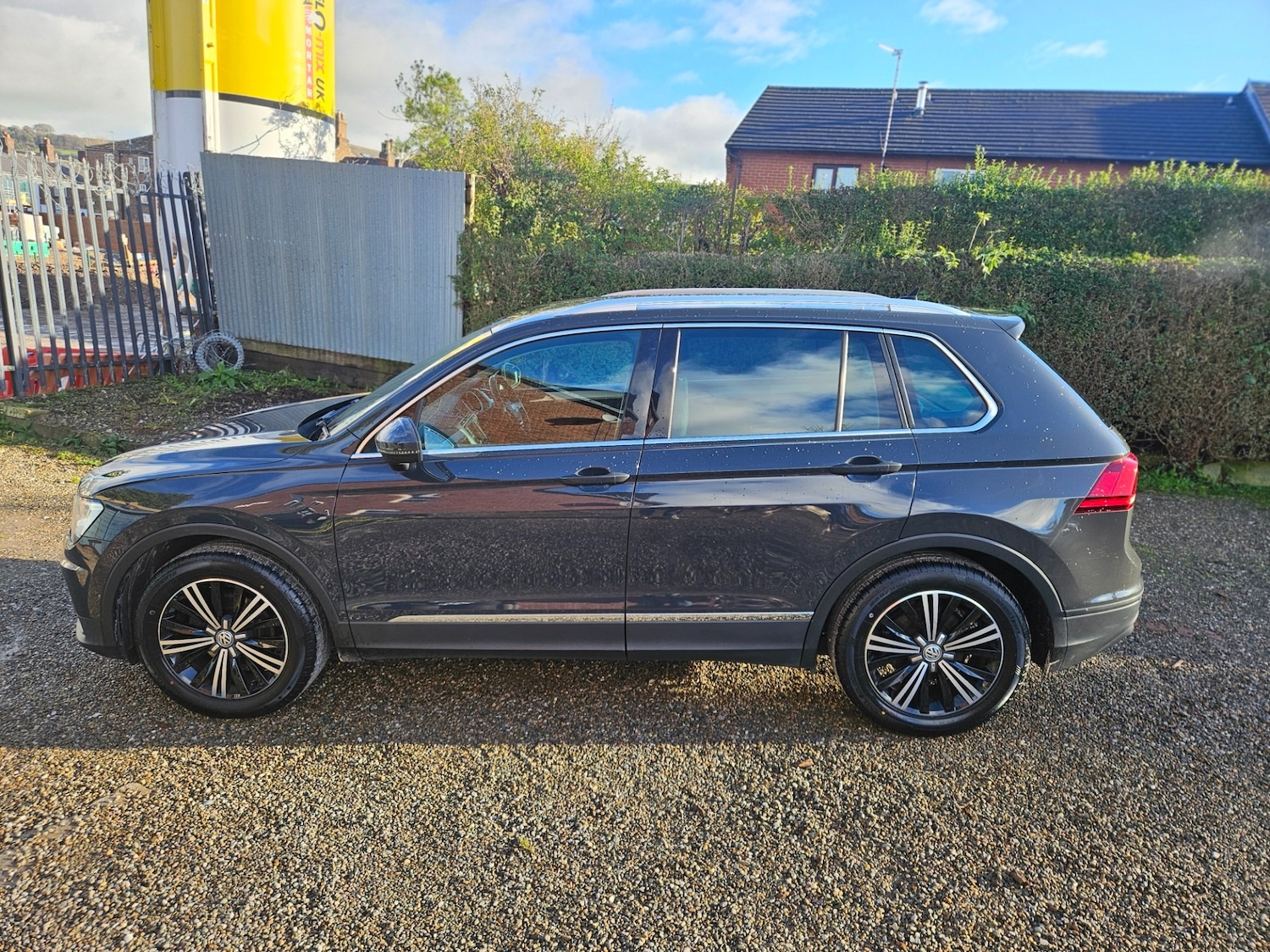 Used Volkswagen Tiguan 2017 for sale - 76723381: Photo 4