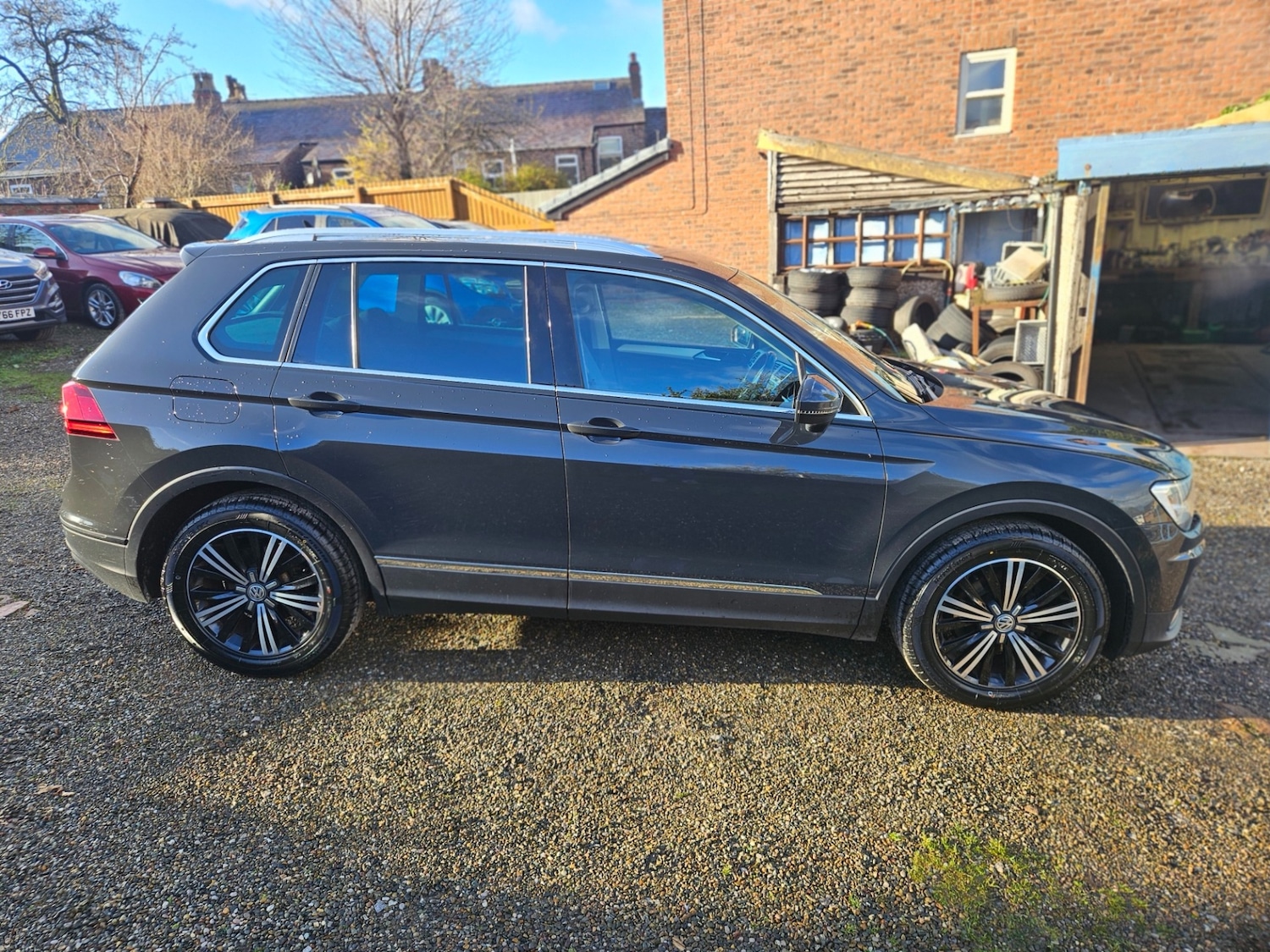 Used Volkswagen Tiguan 2017 for sale - 76723381: Photo 8