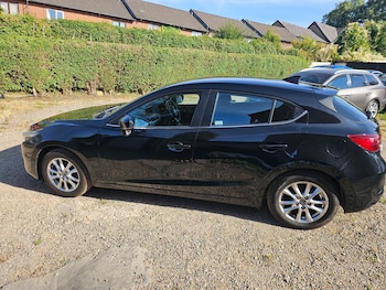 Used Mazda Mazda3 2017 for sale - 79306950: Photo