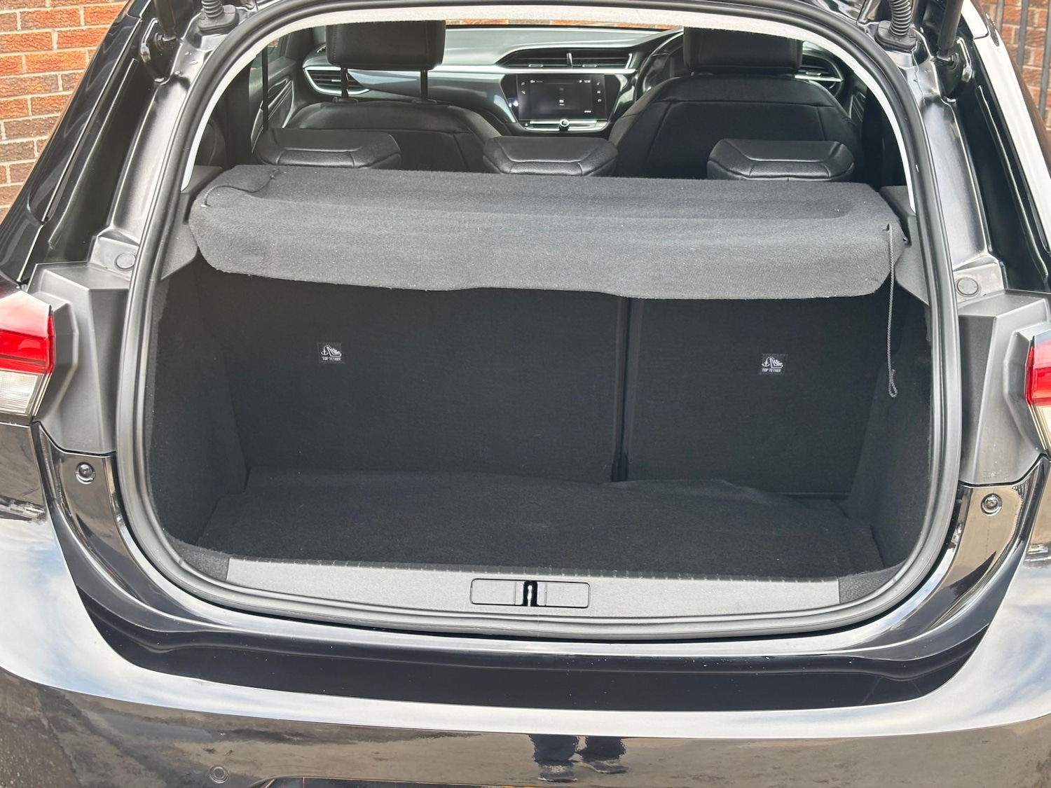 Vehicle 89