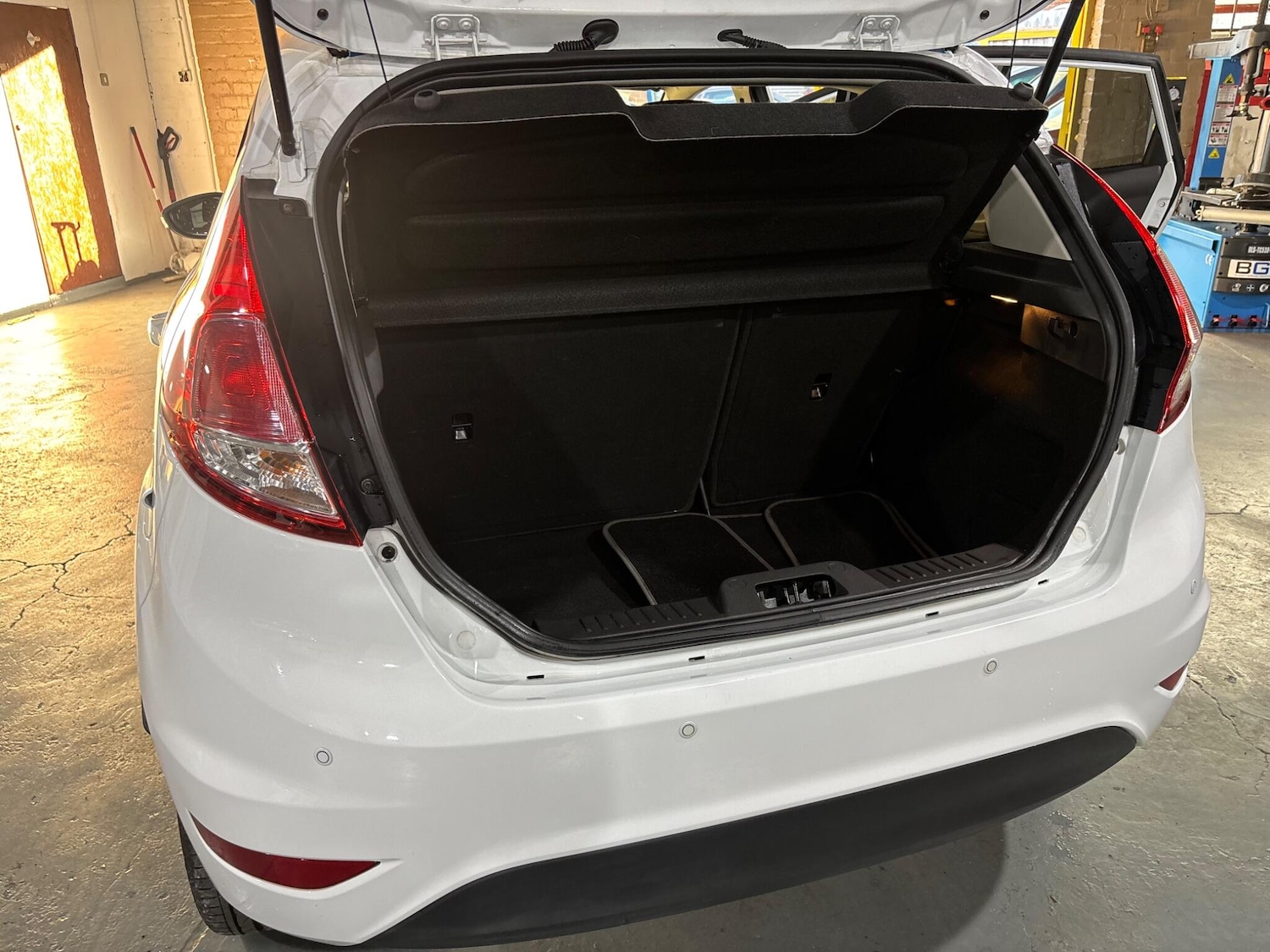 Vehicle 43