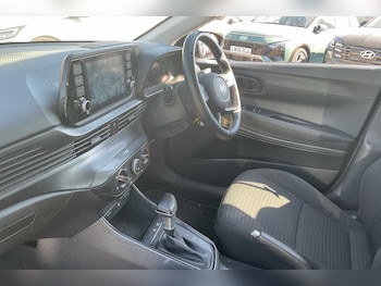 Used Hyundai i20 2020 for sale - 79473831: Photo
