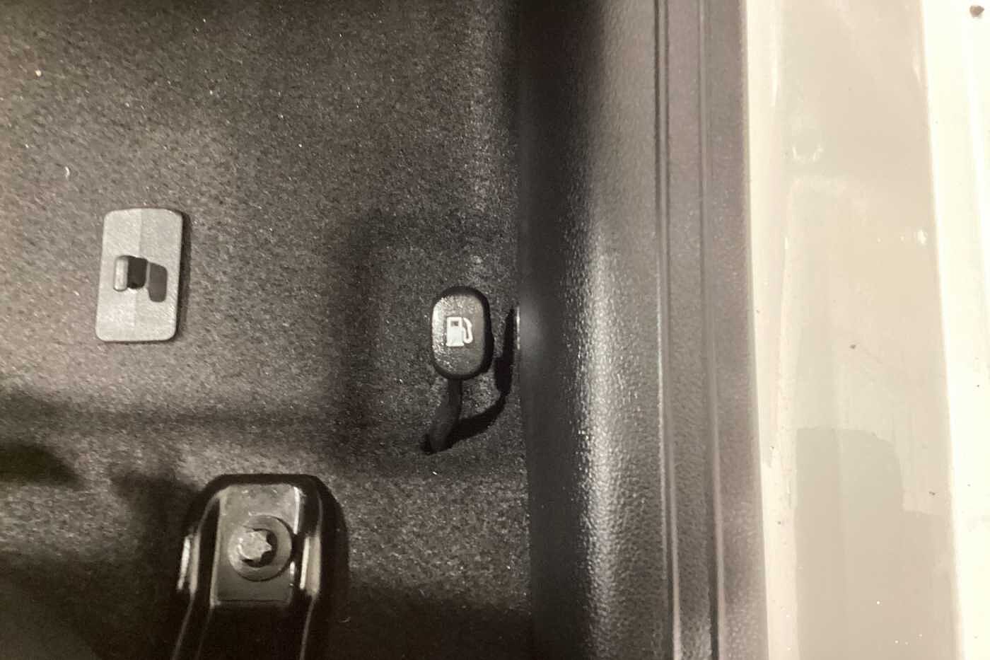 Used Hyundai i10 2023 for sale - 78108549: Photo 29