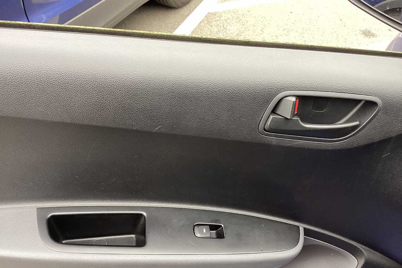 Used Hyundai i10 2018 for sale - 78108550: Photo 19