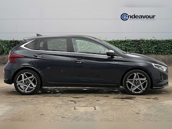 Used Hyundai i20 2024 for sale - 79473823: Photo