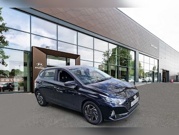 Used Hyundai i20 2023 for sale - 79611641: Photo