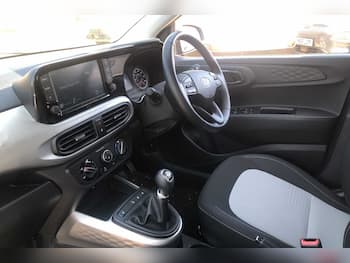 Used Hyundai i10 2020 for sale - 79673793: Photo