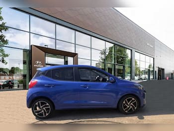 Used Hyundai i10 2020 for sale - 79673793: Photo