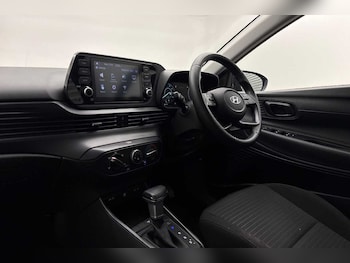 Used Hyundai i20 2022 for sale - 78804409: Photo