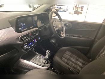 Used Hyundai i10 2024 for sale - 78133533: Photo