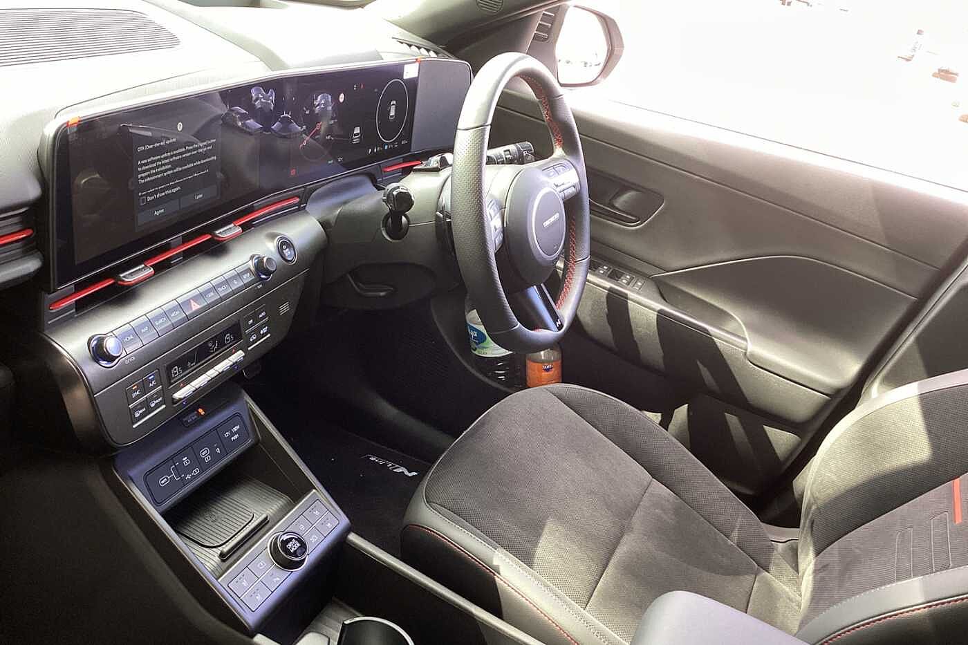 Used Hyundai KONA 2025 for sale - 78108514: Photo 2