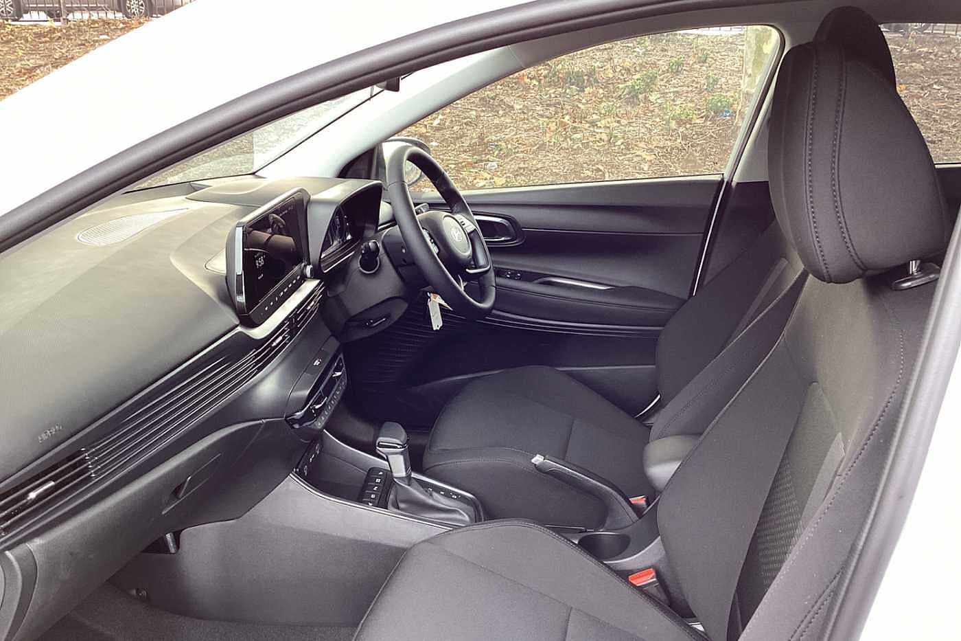 Used Hyundai i20 2025 for sale - 78108497: Photo 2