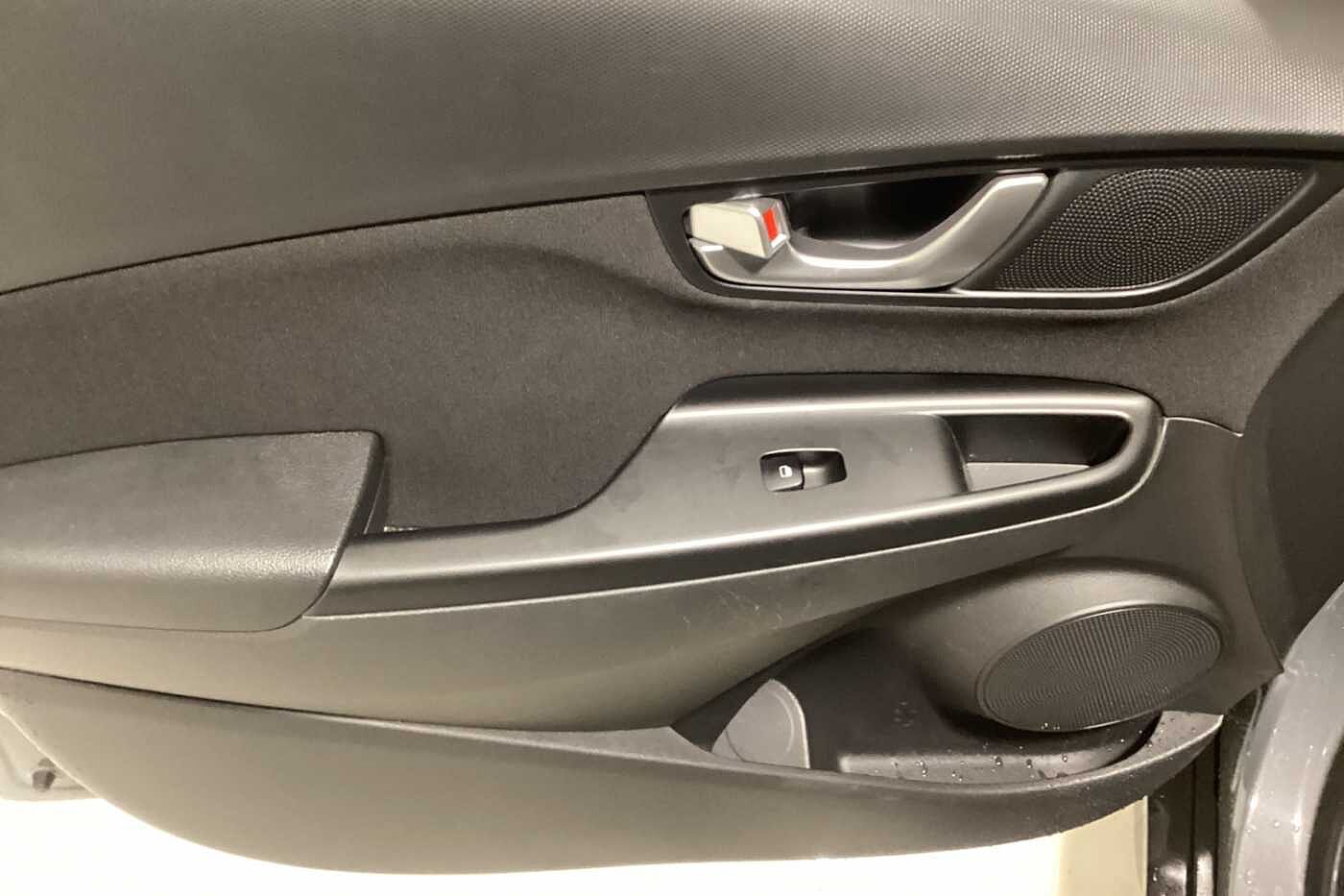 Used Hyundai KONA 2023 for sale - 78108552: Photo 17