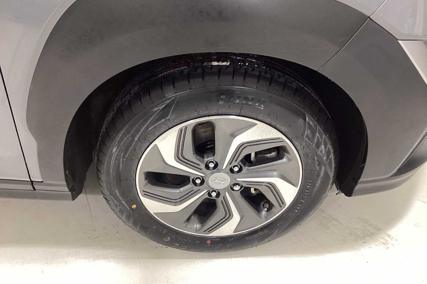 Used Hyundai KONA 2023 for sale - 78108552: Photo 5