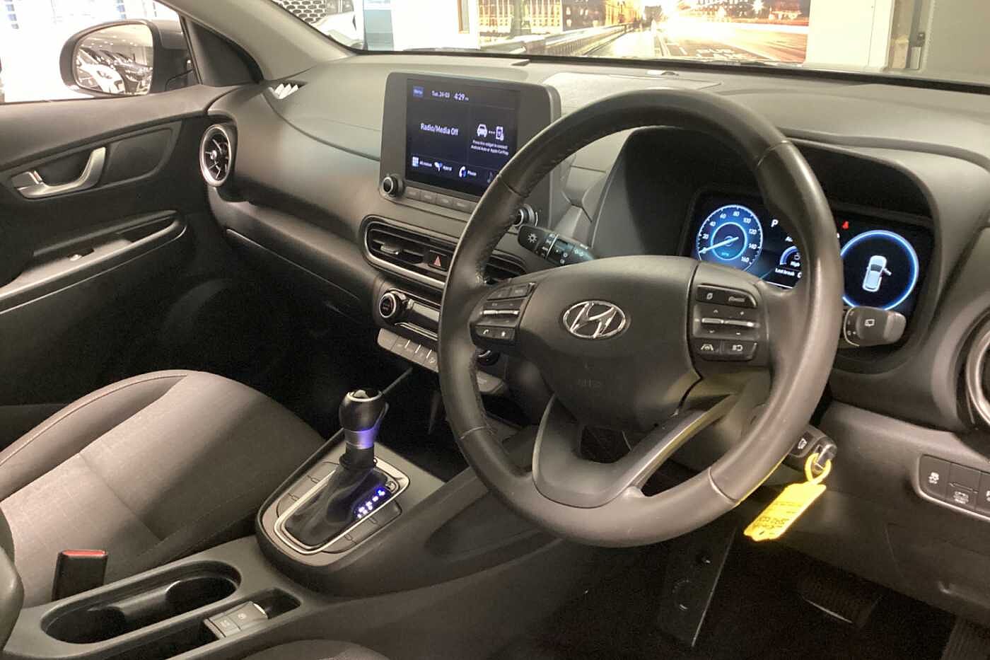 Used Hyundai KONA 2023 for sale - 78108552: Photo 6