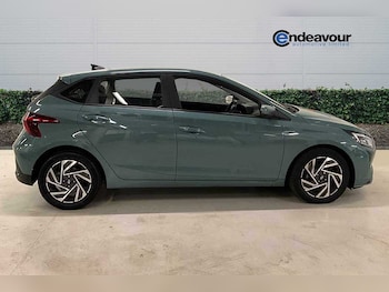 Used Hyundai i20 2024 for sale - 79473829: Photo