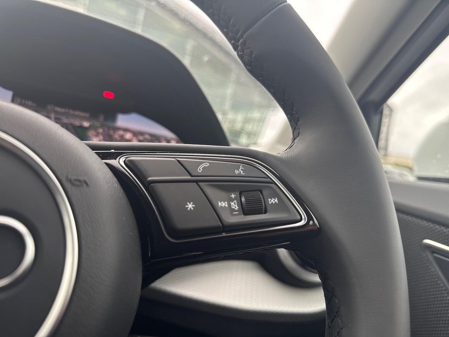 Used Audi Q2 2025 for sale - 76741178: Photo 27